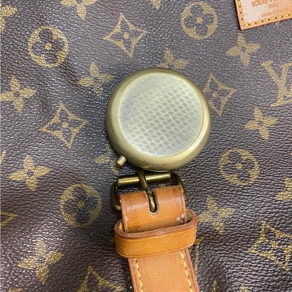 Pill Case - Picture 4 of 16